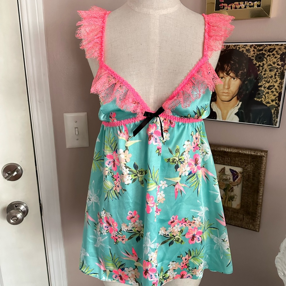VINTAGE VICTORIA SECRET NIGHTY - Picture 2 of 10